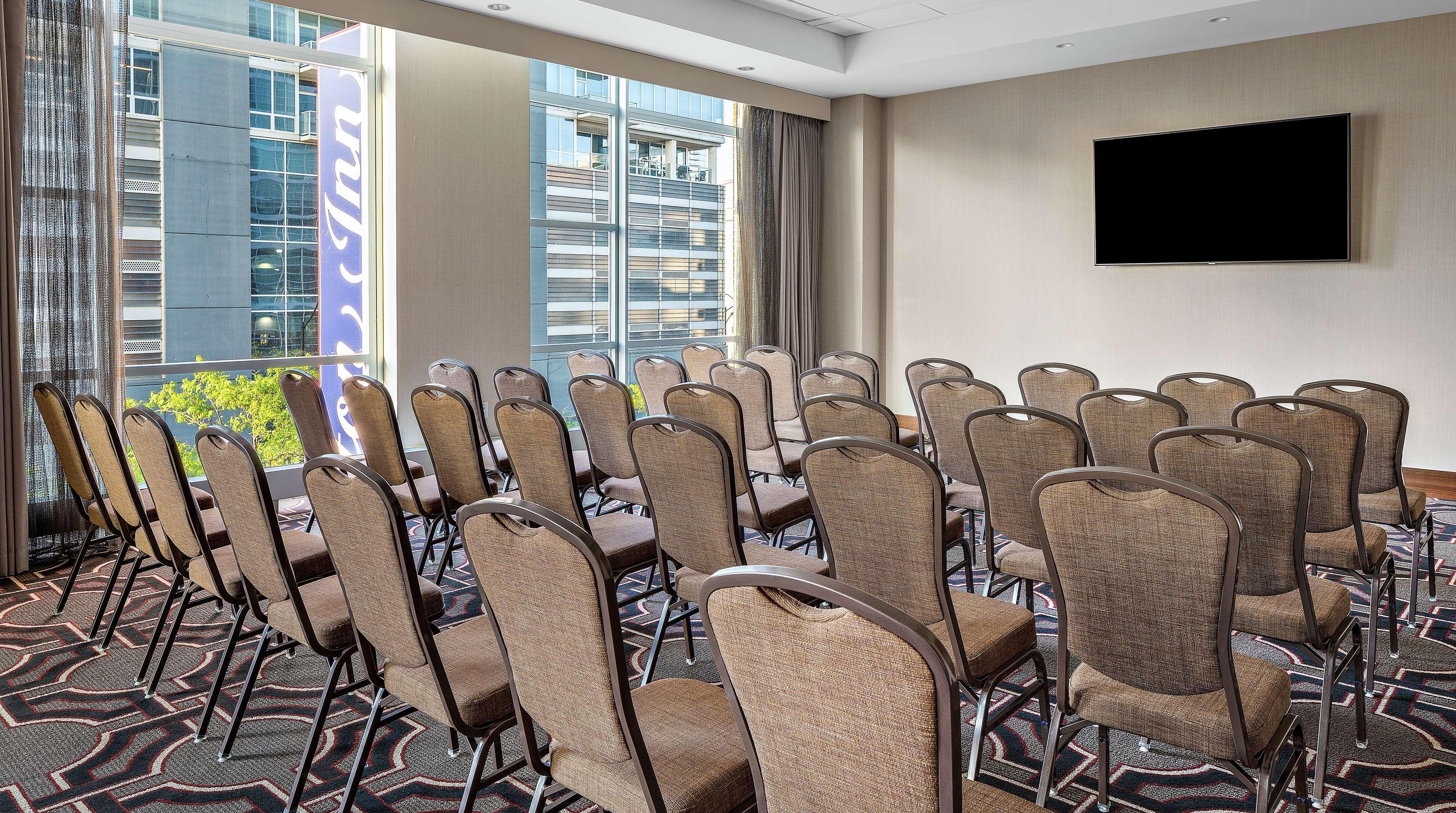 Home2 Suites By Hilton Chicago Mccormick Place Esterno foto
