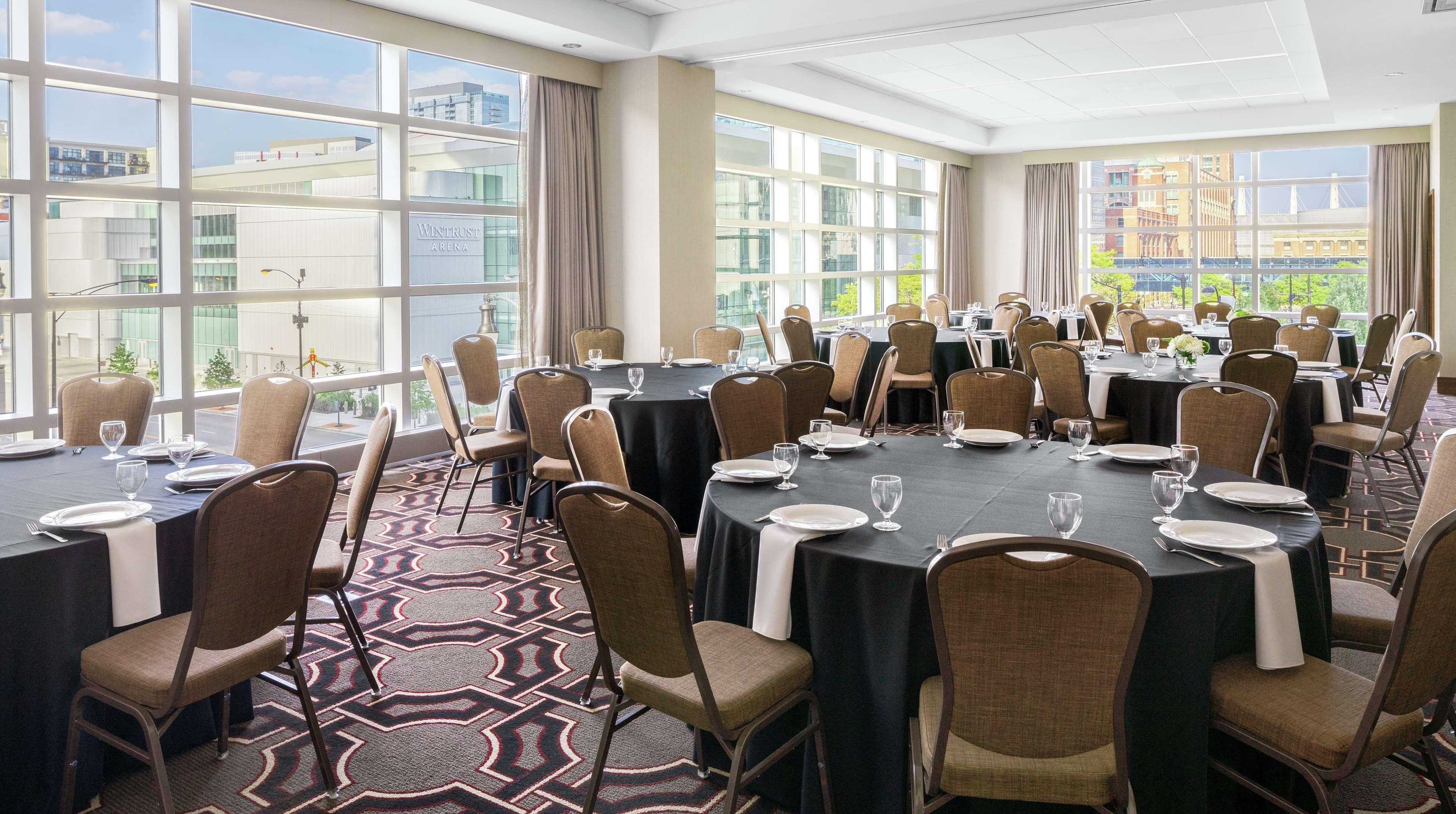 Home2 Suites By Hilton Chicago Mccormick Place Esterno foto