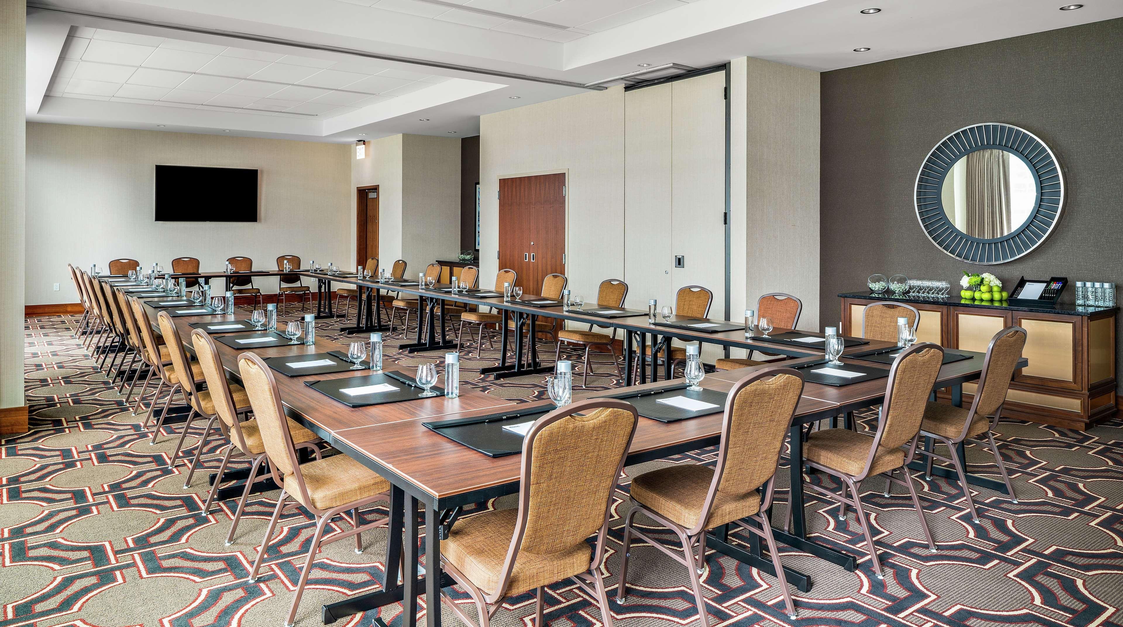 Home2 Suites By Hilton Chicago Mccormick Place Esterno foto