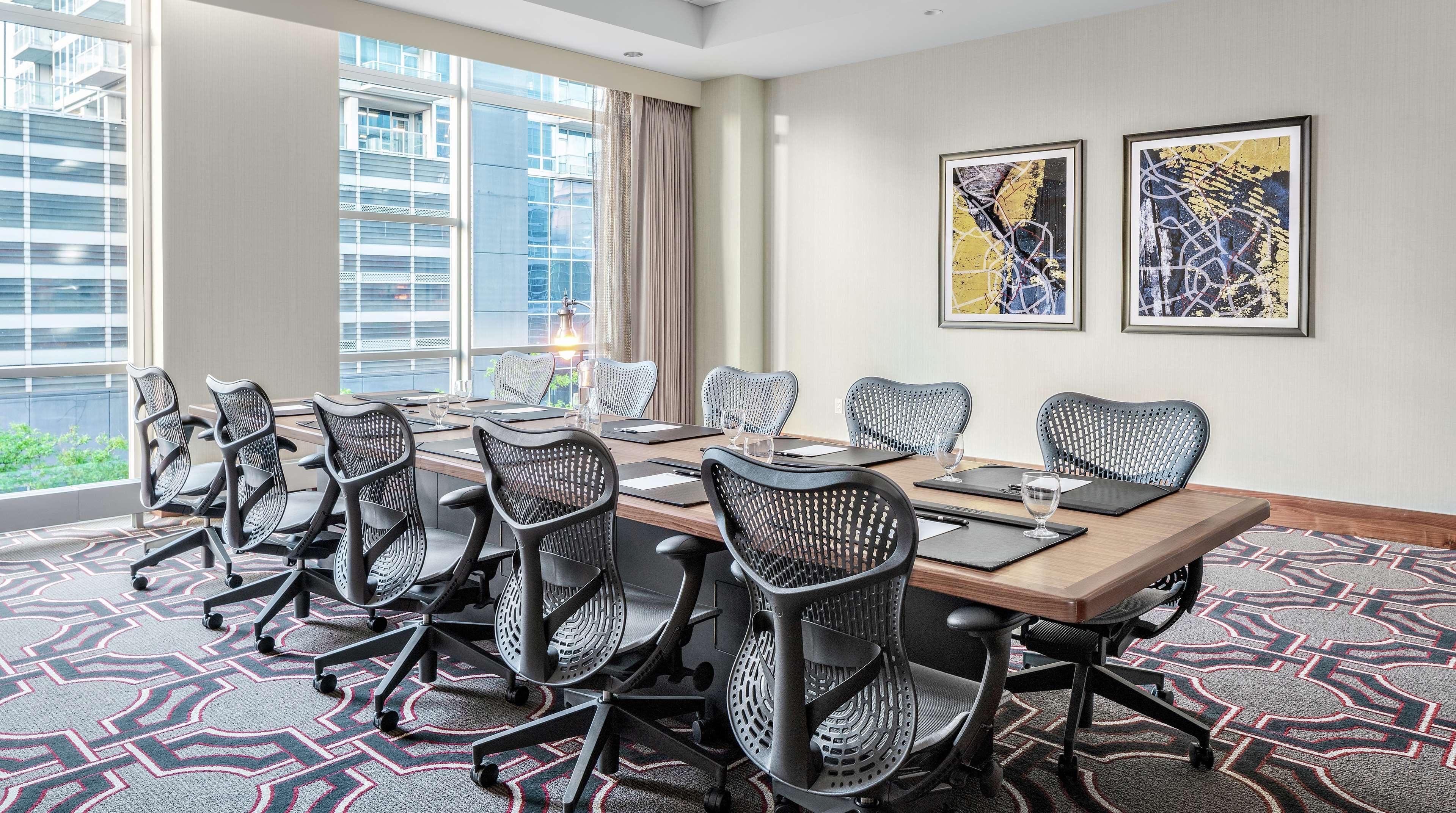 Home2 Suites By Hilton Chicago Mccormick Place Esterno foto